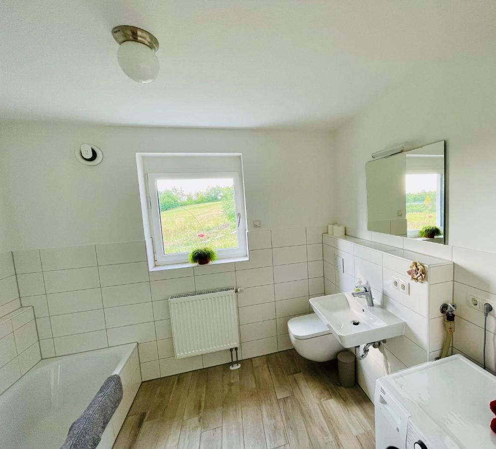 הילפולטשטיין Moderne Ferienwohnung Am Rothsee מראה חיצוני תמונה